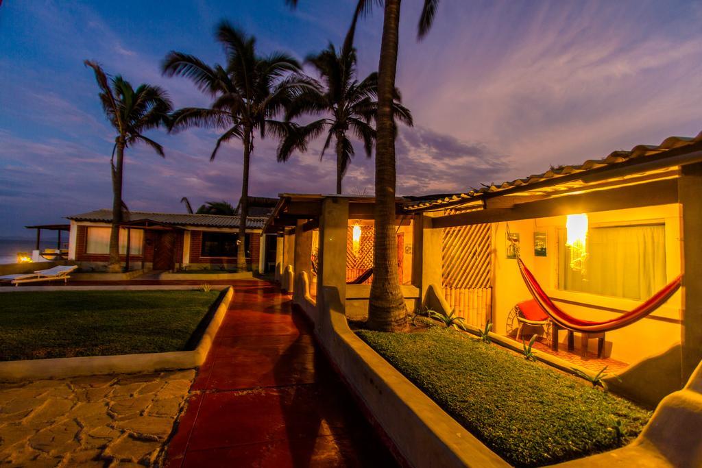 Punta Ballenas Mancora Lodge Eksteriør billede