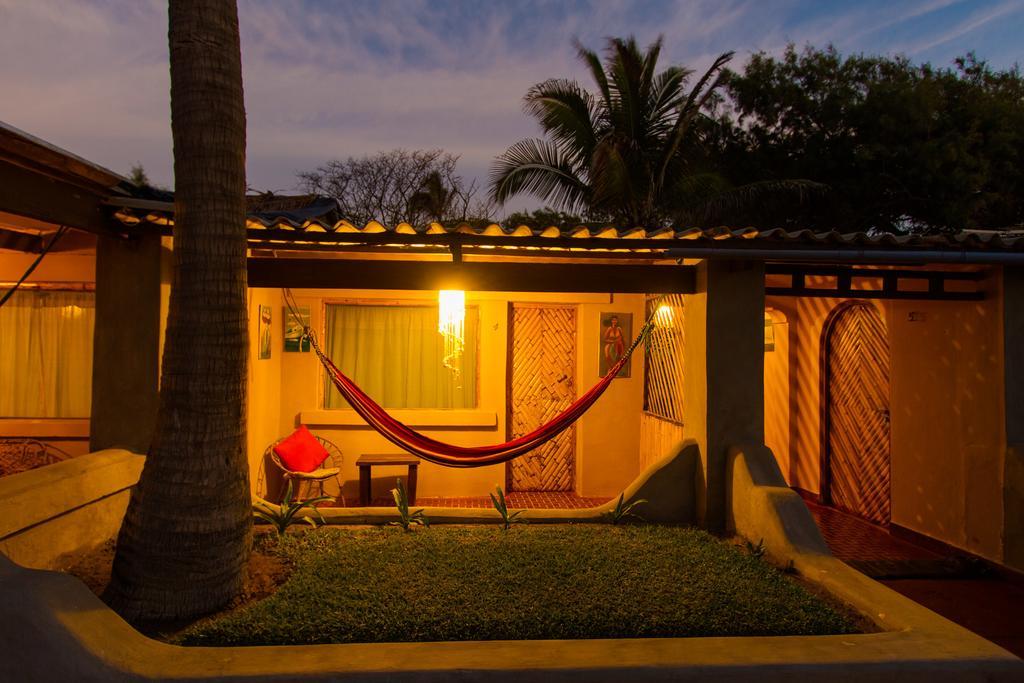 Punta Ballenas Mancora Lodge Eksteriør billede