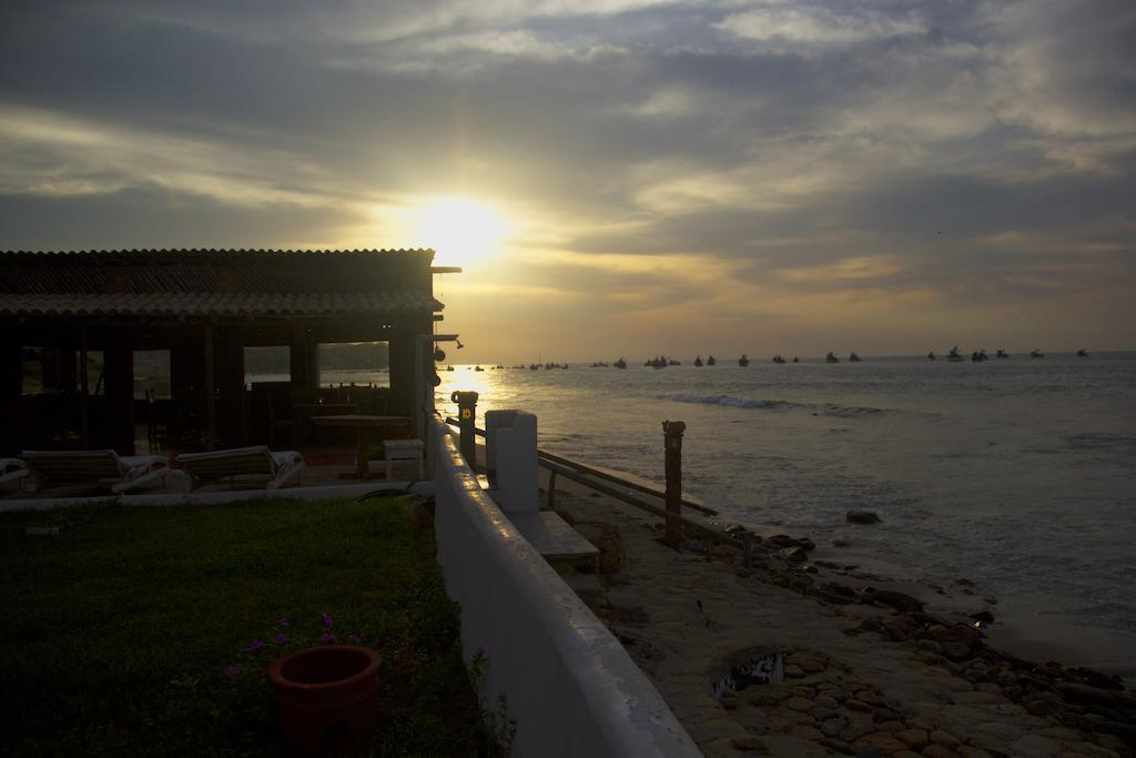 Punta Ballenas Mancora Lodge Eksteriør billede
